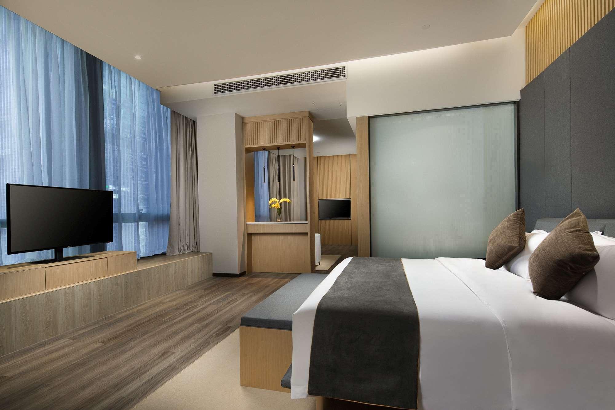 Отель Wyndham Garden Guiyang Гуйян Экстерьер фото